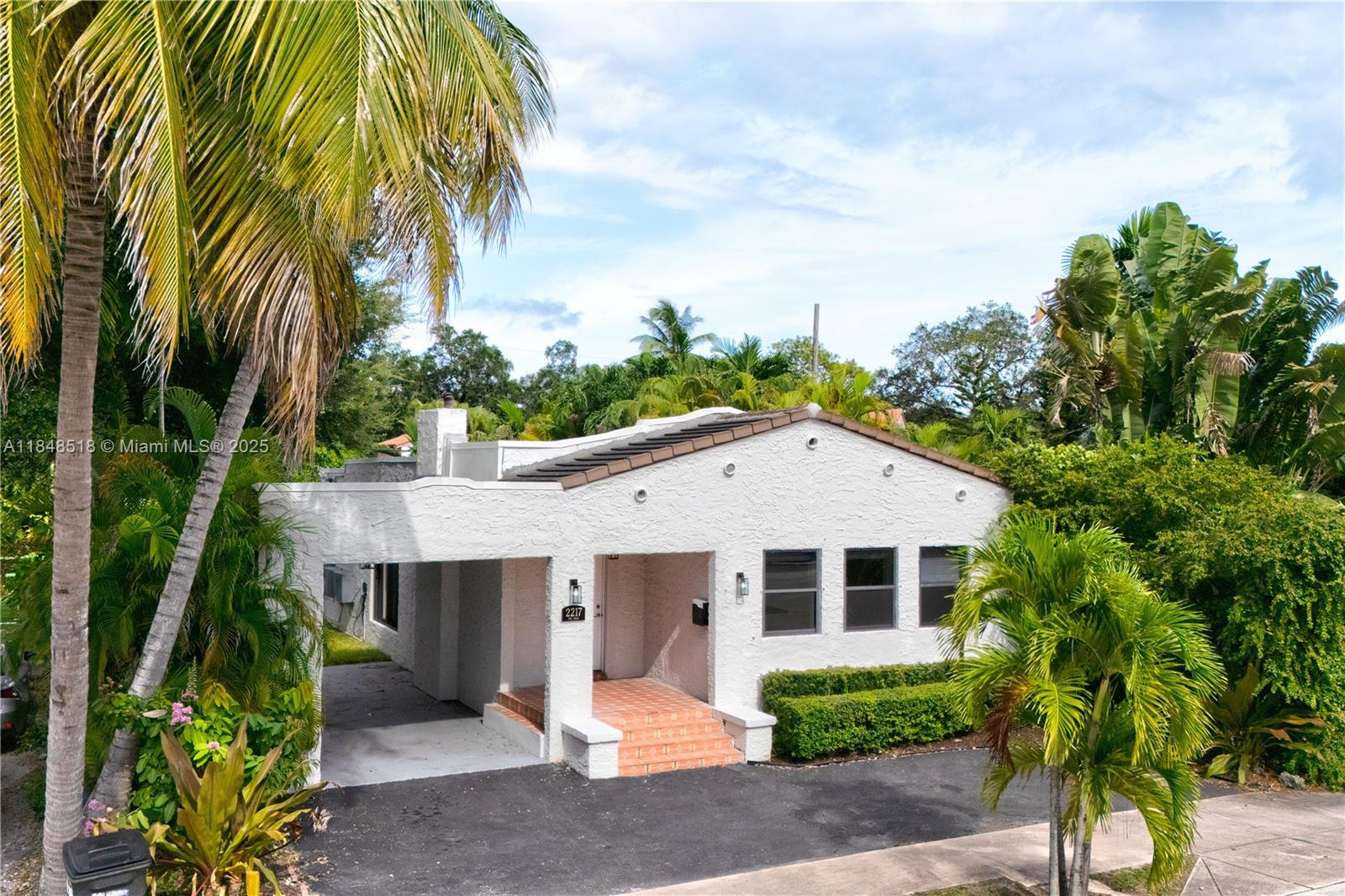 2217 Red Rd