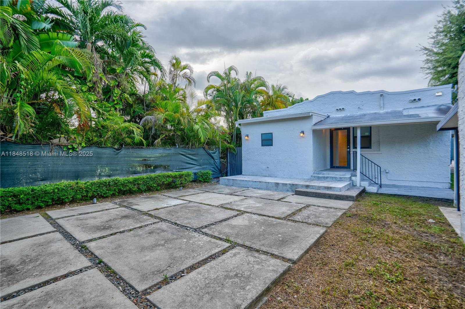 CORAL GABLES SEC E - Residential