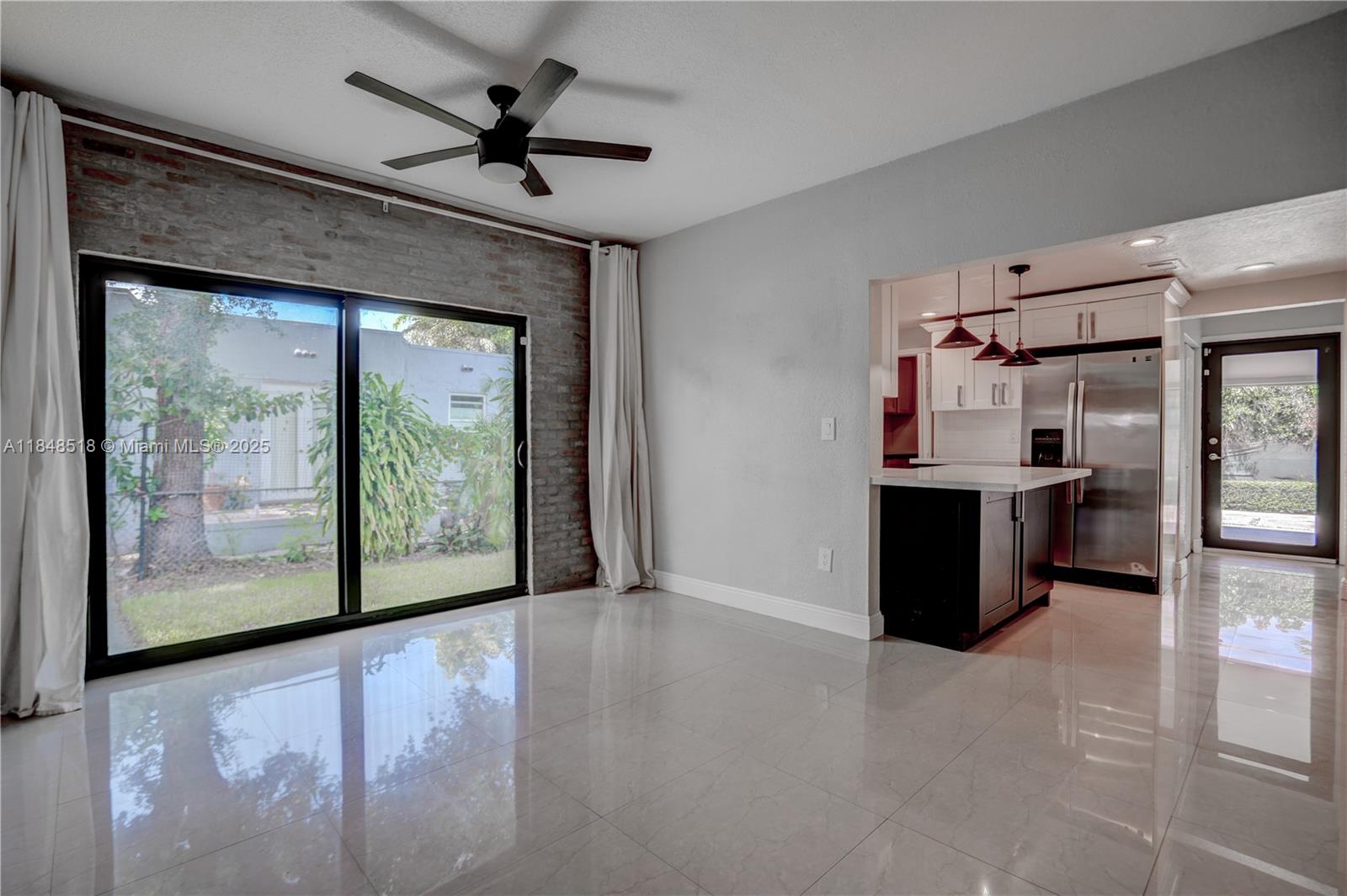 CORAL GABLES SEC E - Residential