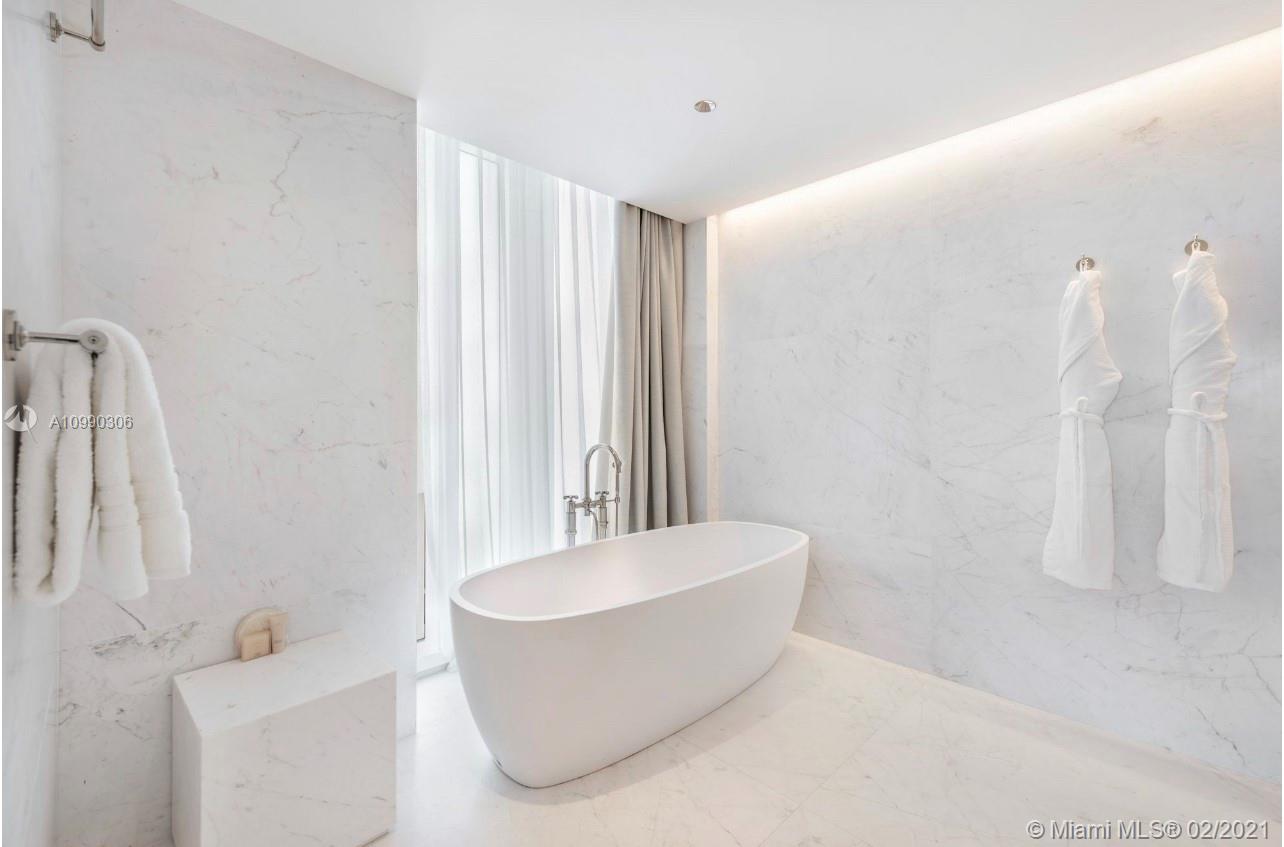 SURF CLUB CONDO - Residential