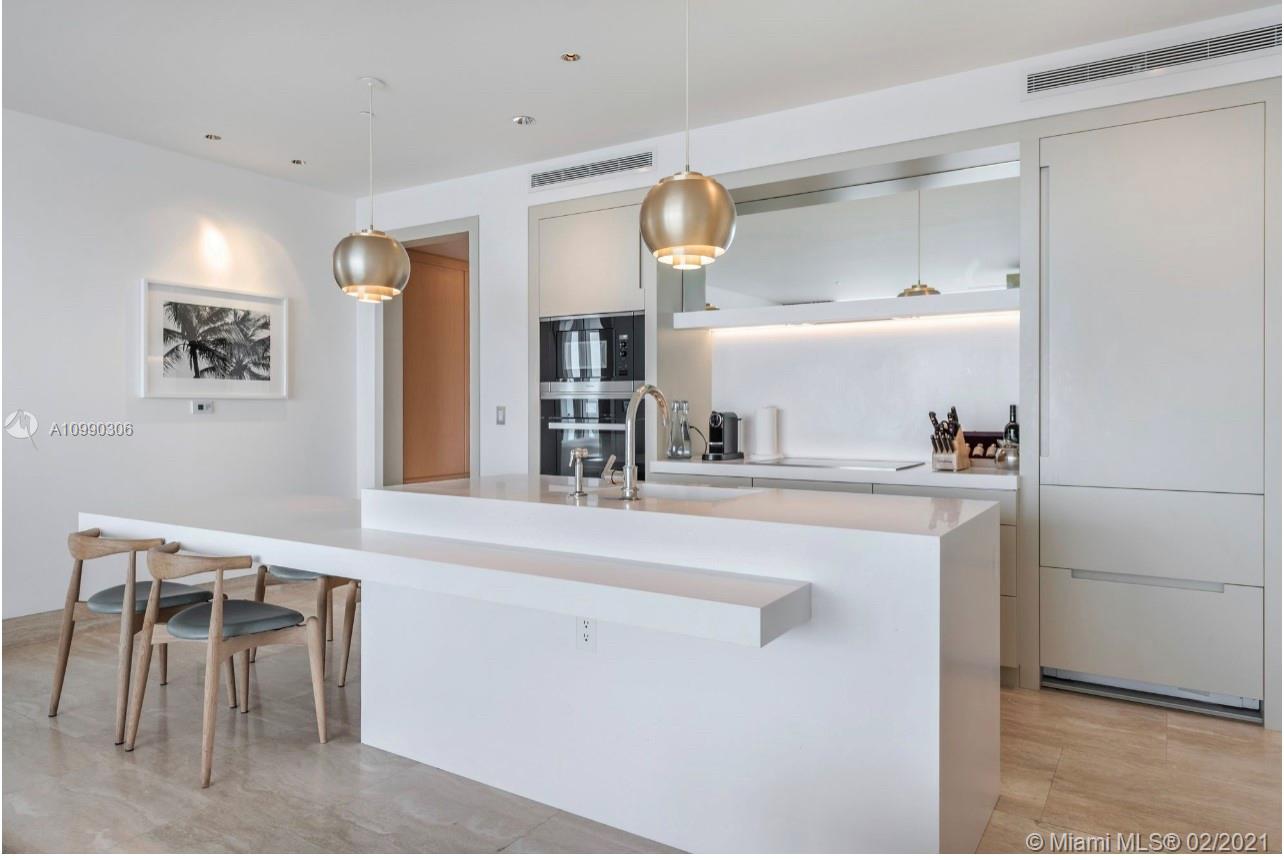 SURF CLUB CONDO - Residential