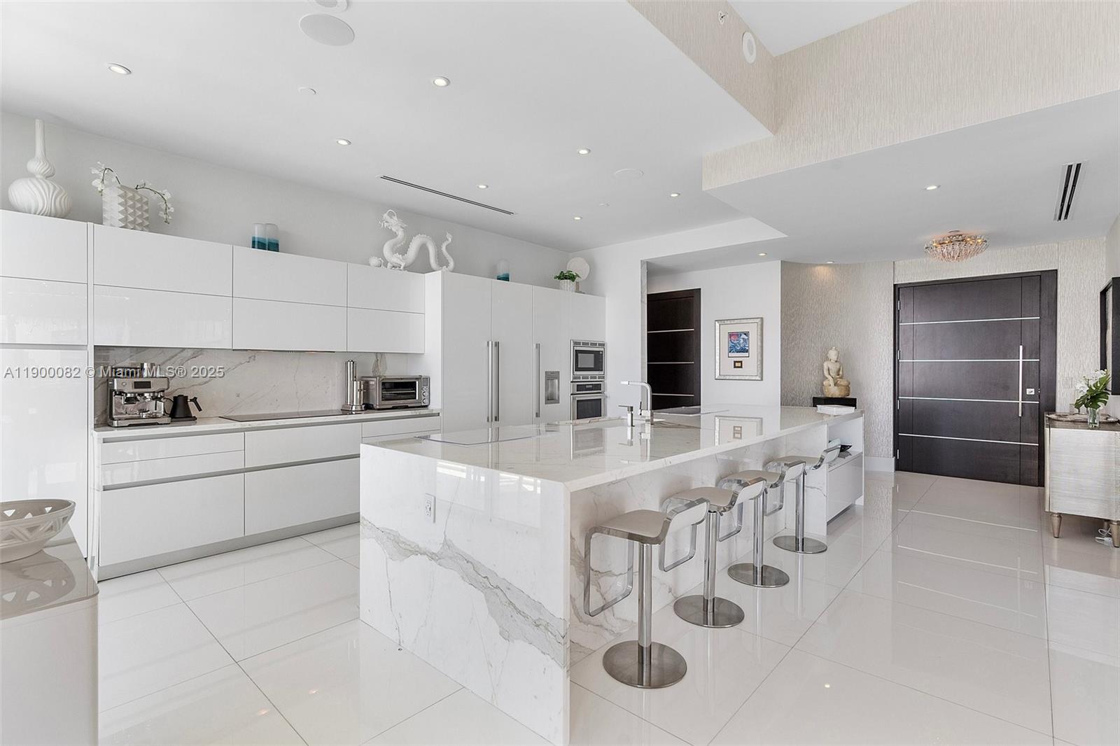 900 Brickell Key Blvd 3103