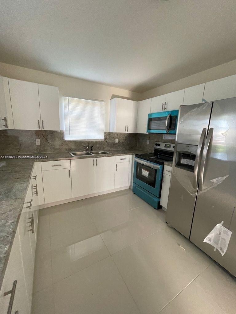 ORANGE HEIGHTS - Residential Lease