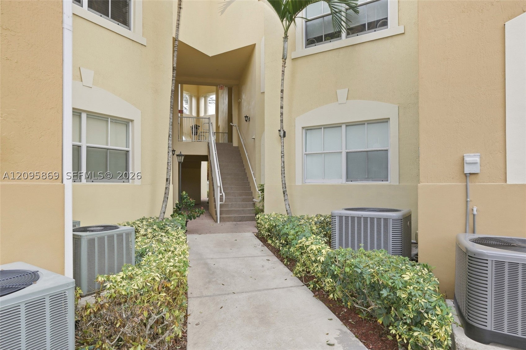 10870 NW 88th Ter 214