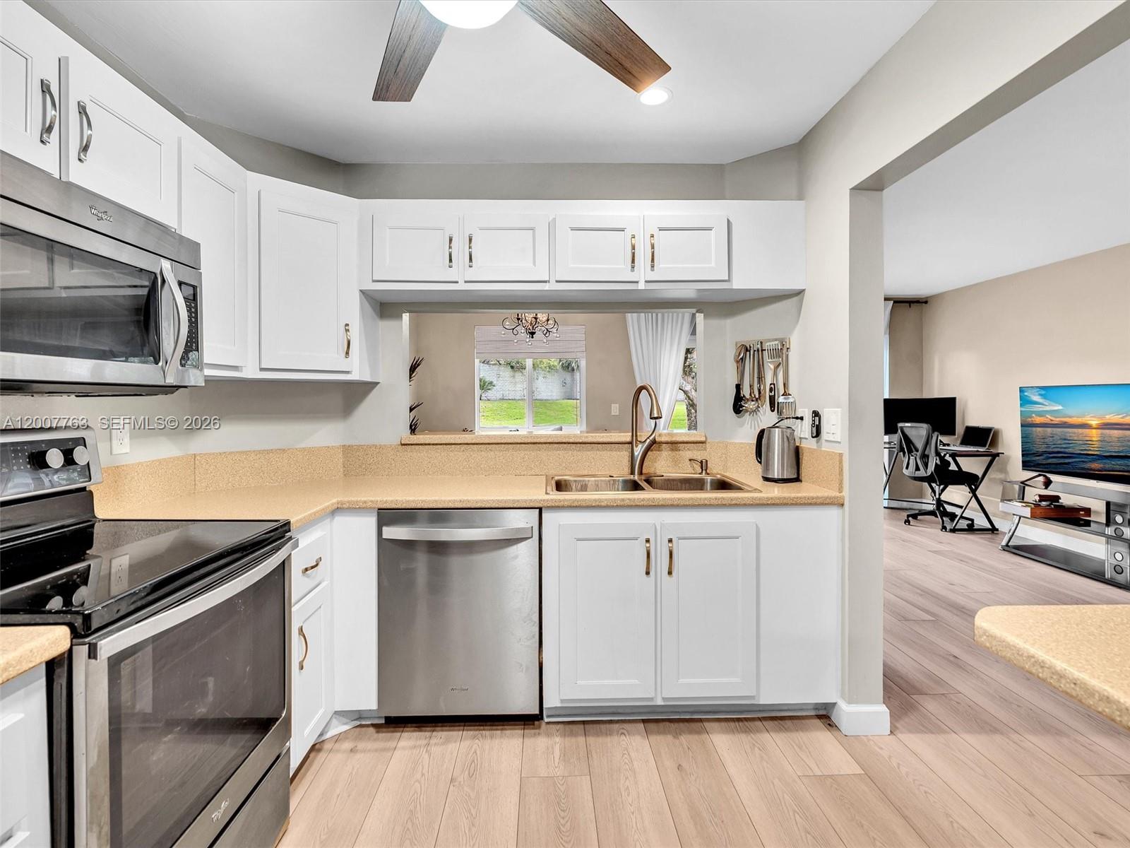 CORAL POINT NORTH - Residential