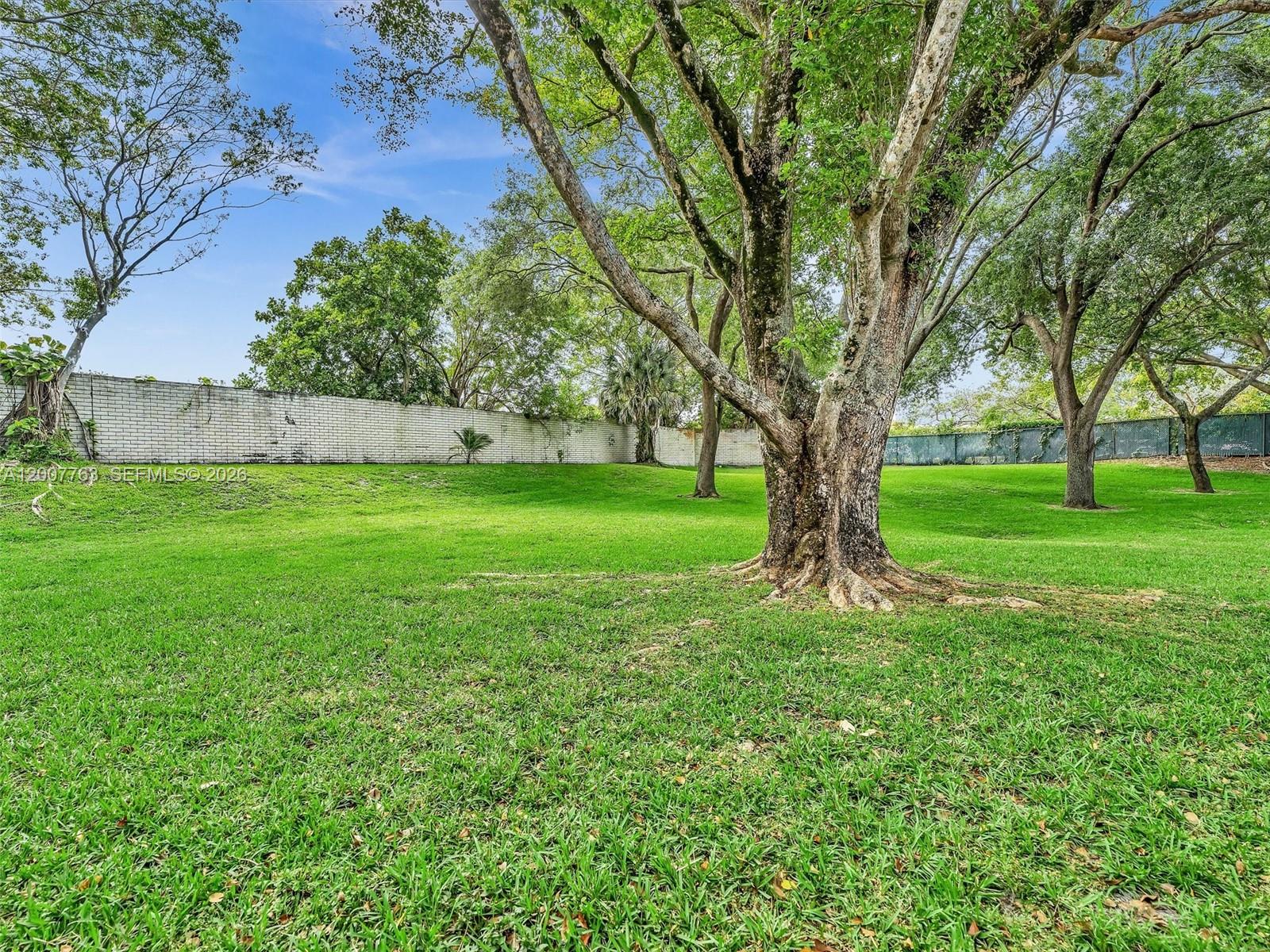 CORAL POINT NORTH - Residential