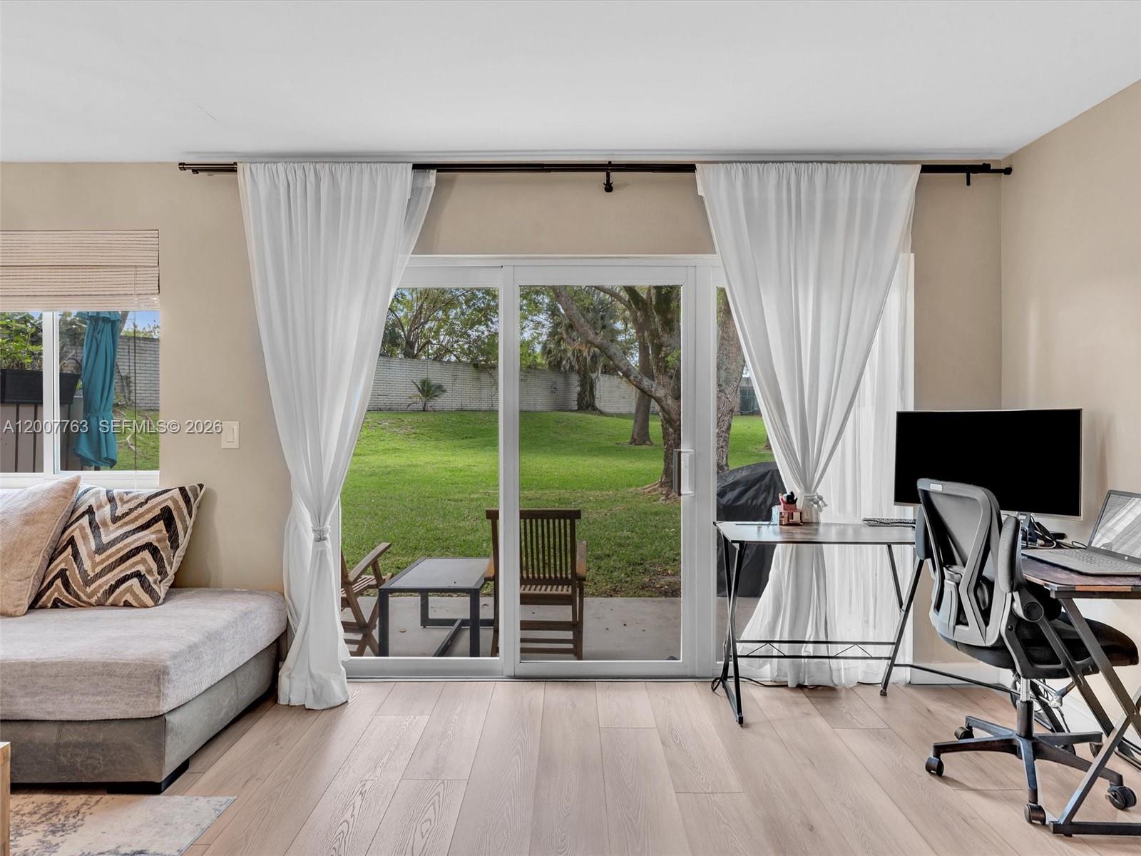 CORAL POINT NORTH - Residential