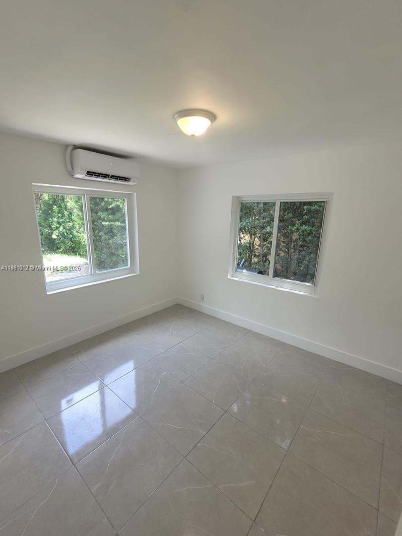 2823 Polk 0