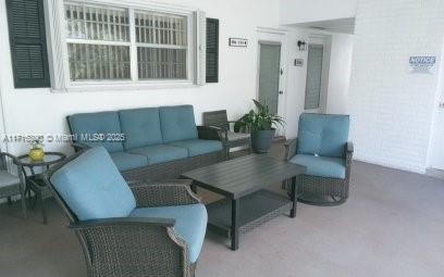 ISLE OF PARADISE CO-OP E - Residential