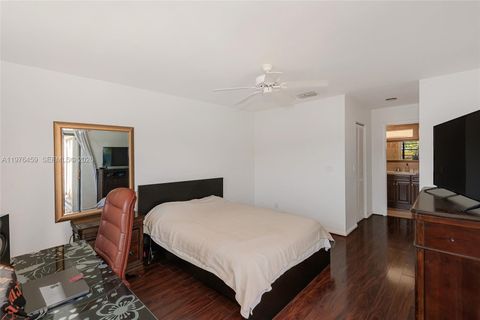 Tiny photo for 840 SW 120th Way, Davie, FL 33325 (MLS # A11976459)