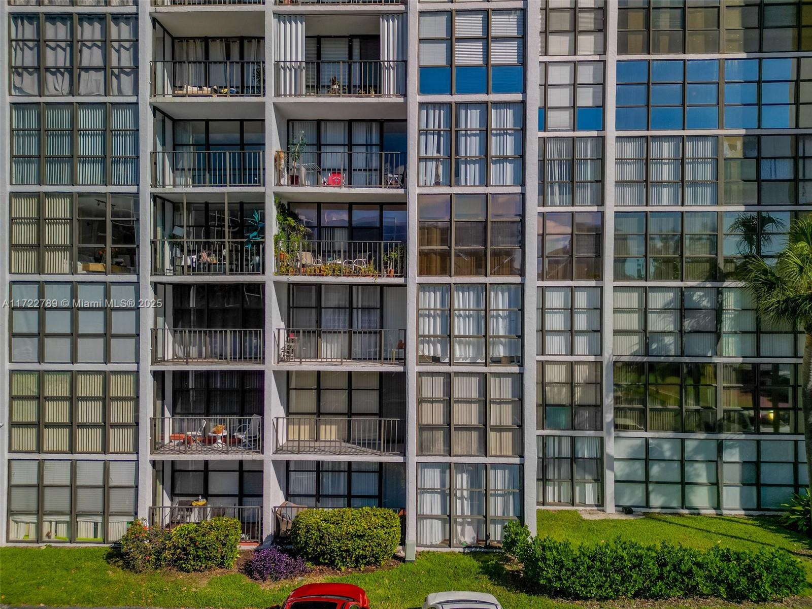 OCEANVIEW PARK CONDO - Residential