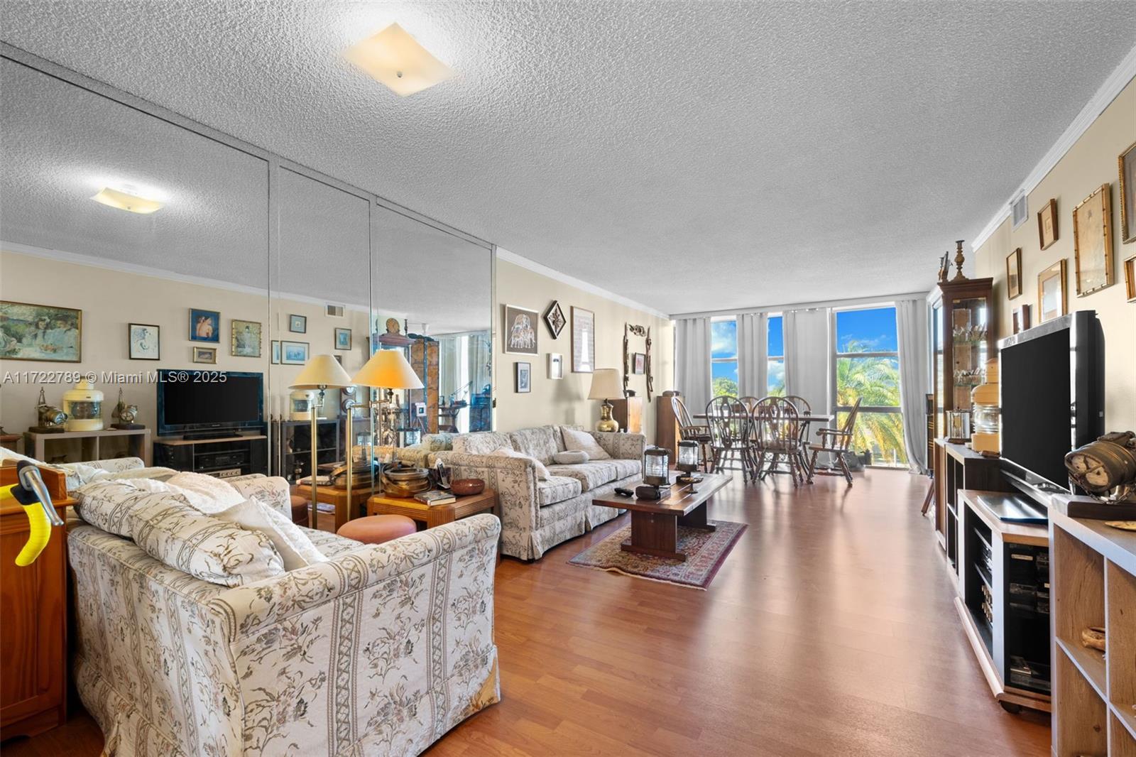 OCEANVIEW PARK CONDO - Residential