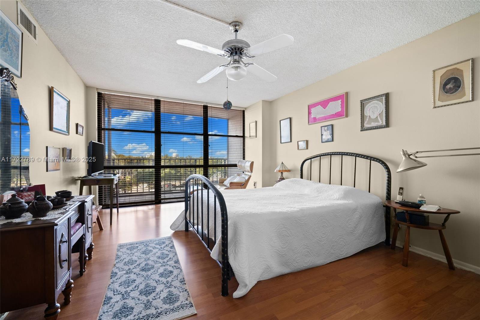 OCEANVIEW PARK CONDO - Residential