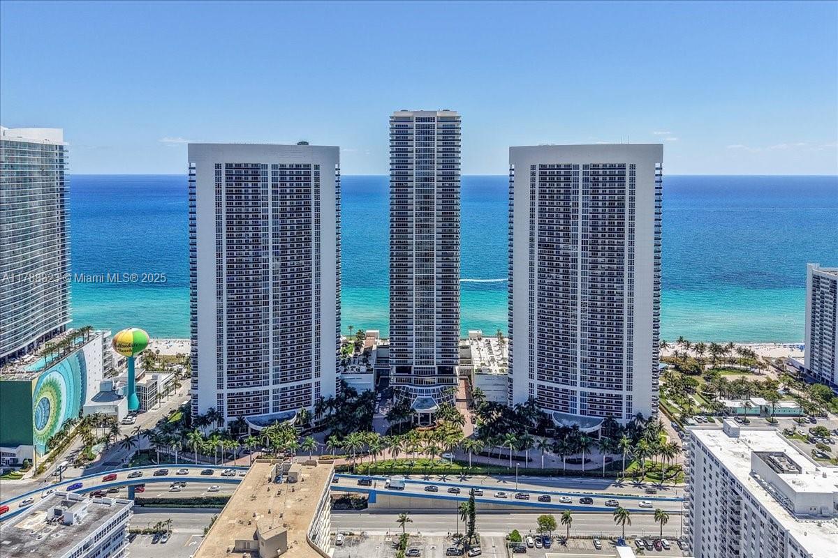 1830 S Ocean Dr LPH4910
