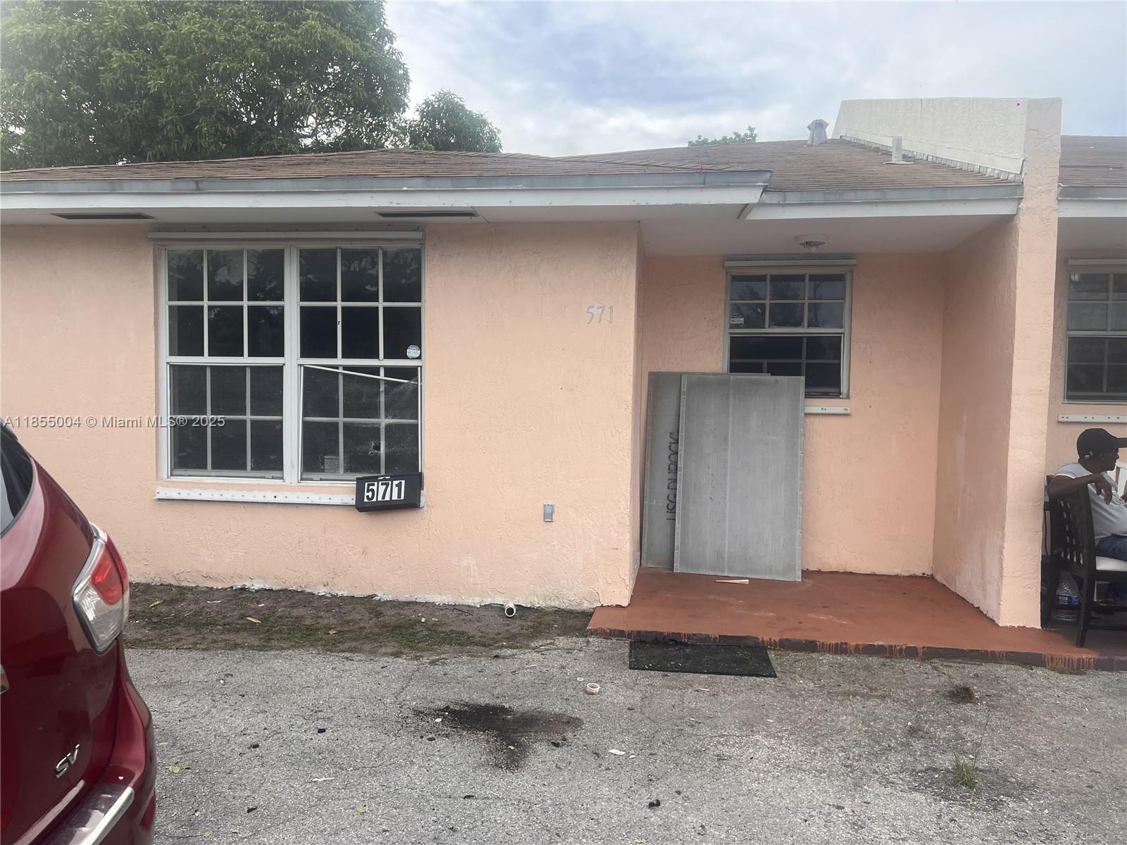Beautifully renovated 3 bedroom, 1 bath