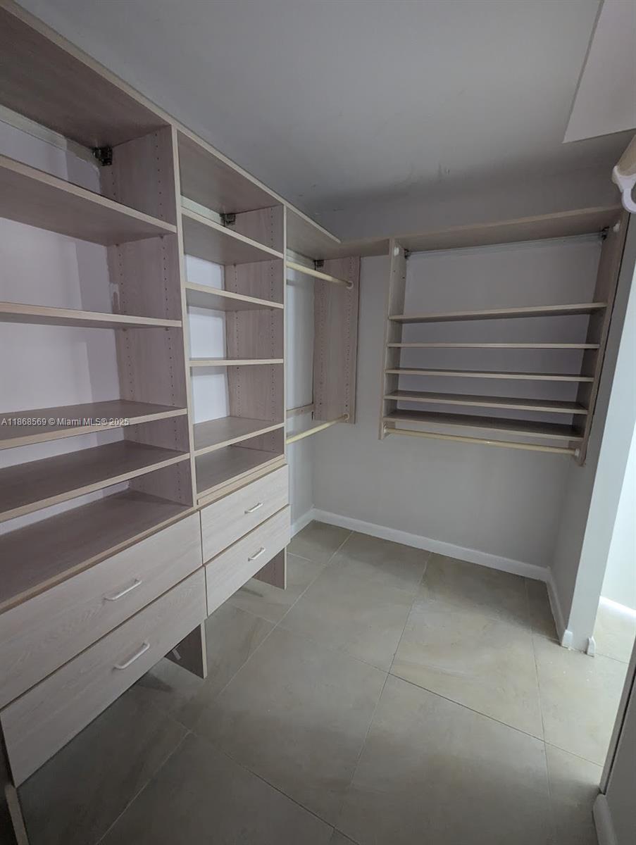 CHARTER CLUB CONDO - Residential