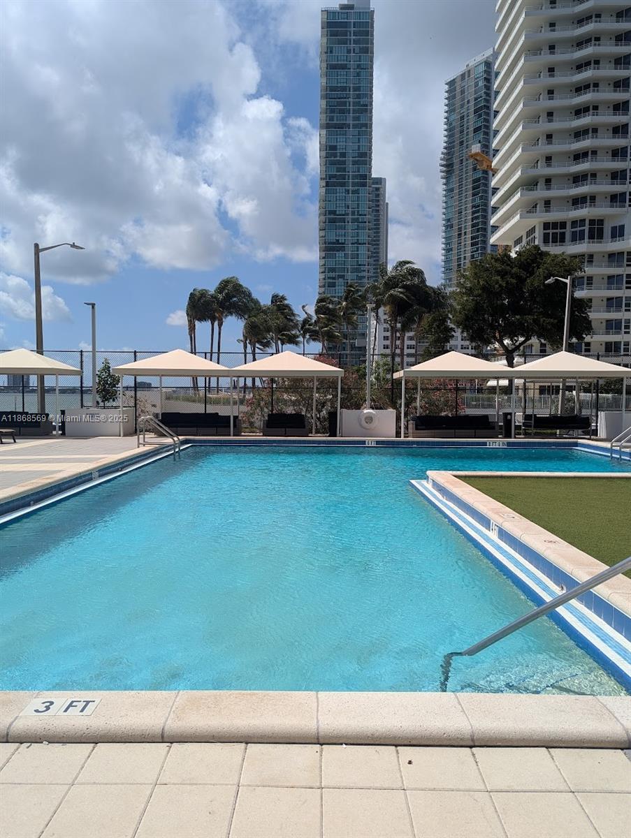 CHARTER CLUB CONDO - Residential