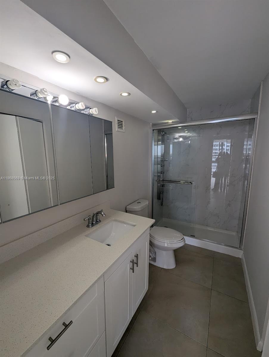 CHARTER CLUB CONDO - Residential