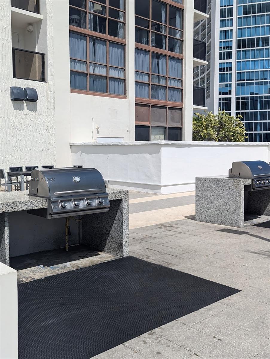 CHARTER CLUB CONDO - Residential