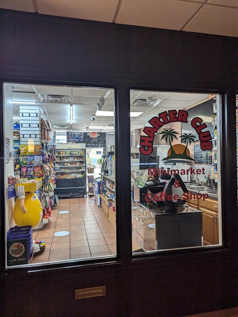 CHARTER CLUB CONDO - Residential