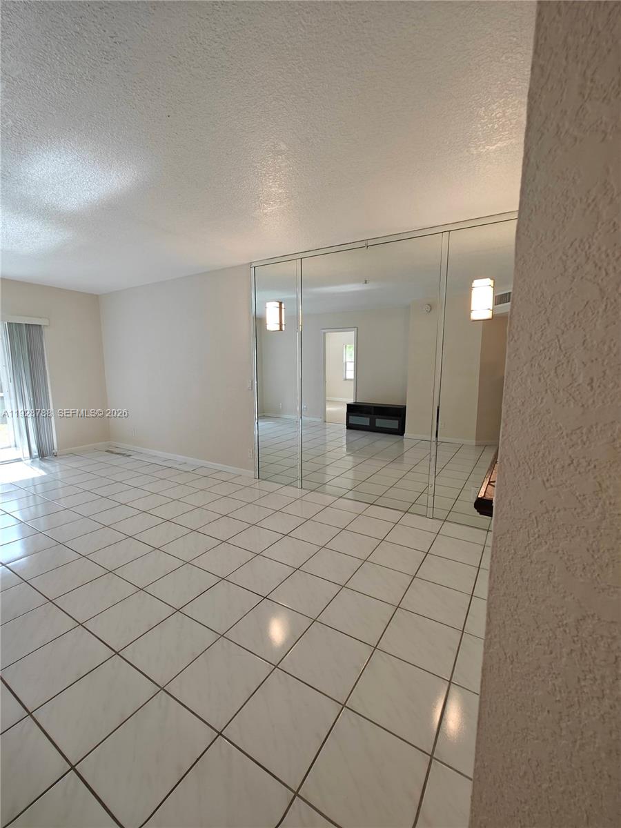 PALM VILLAGE CONDO - Residential Lease