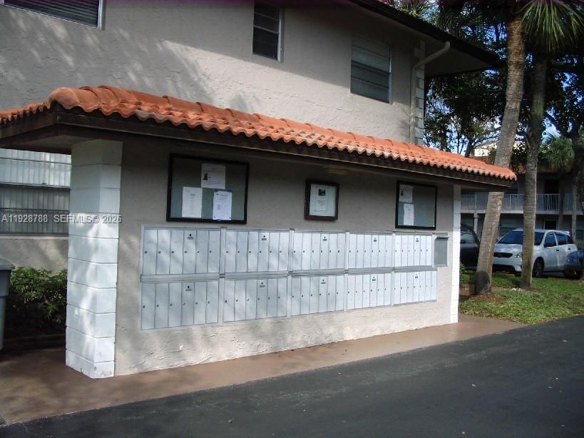 PALM VILLAGE CONDO - Residential Lease