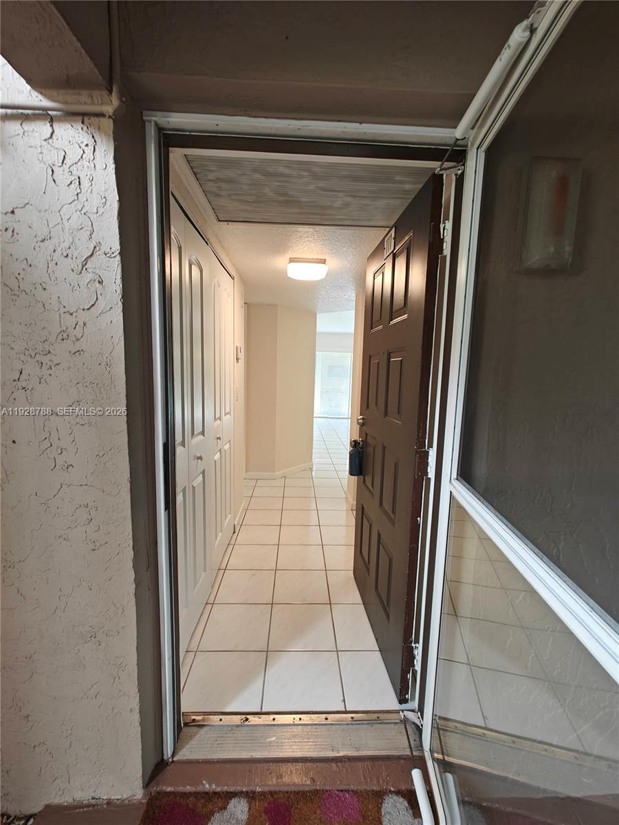 PALM VILLAGE CONDO - Residential Lease