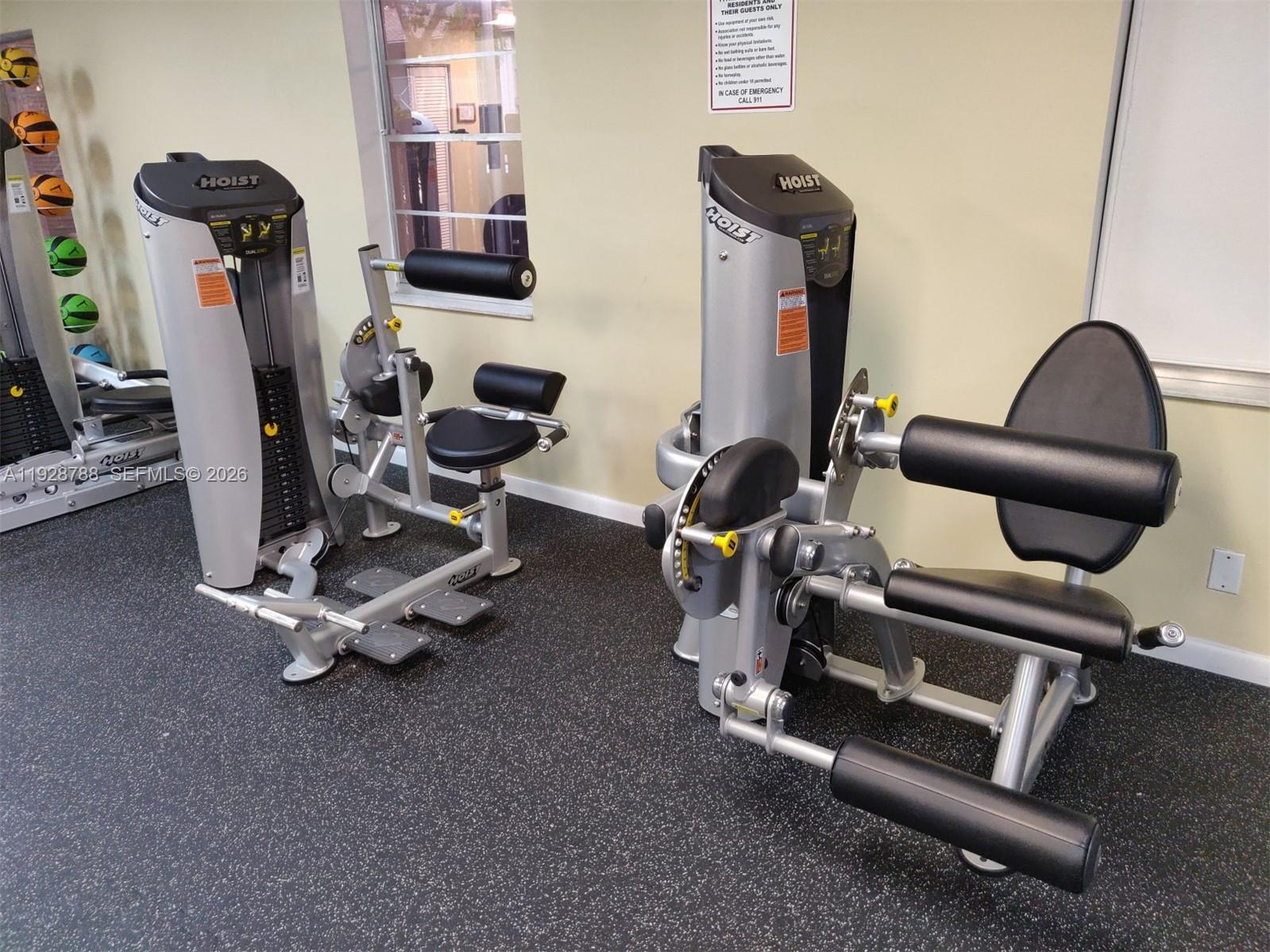 PALM VILLAGE CONDO - Residential Lease