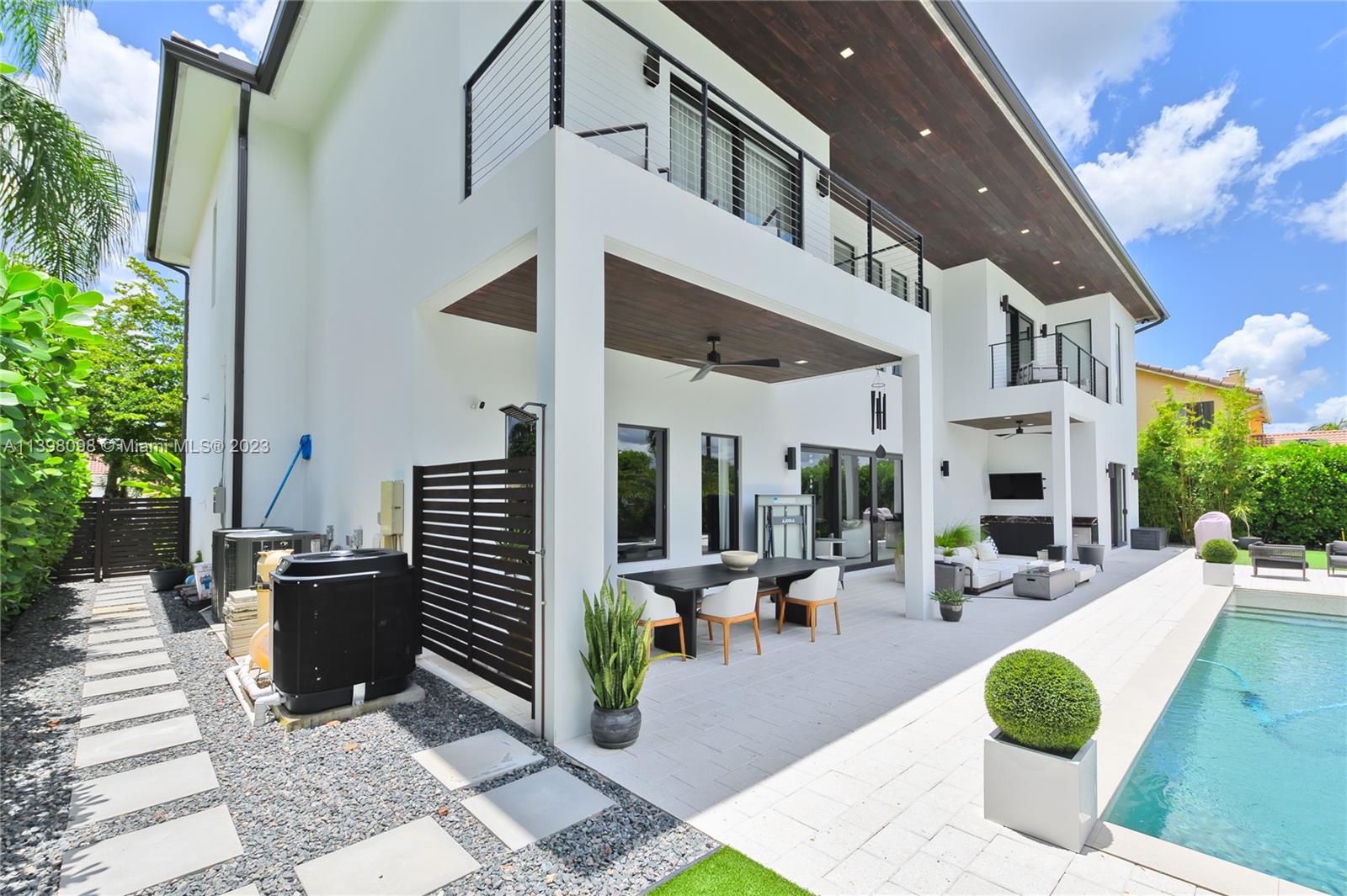 JACARANDA AREA 983 - Residential