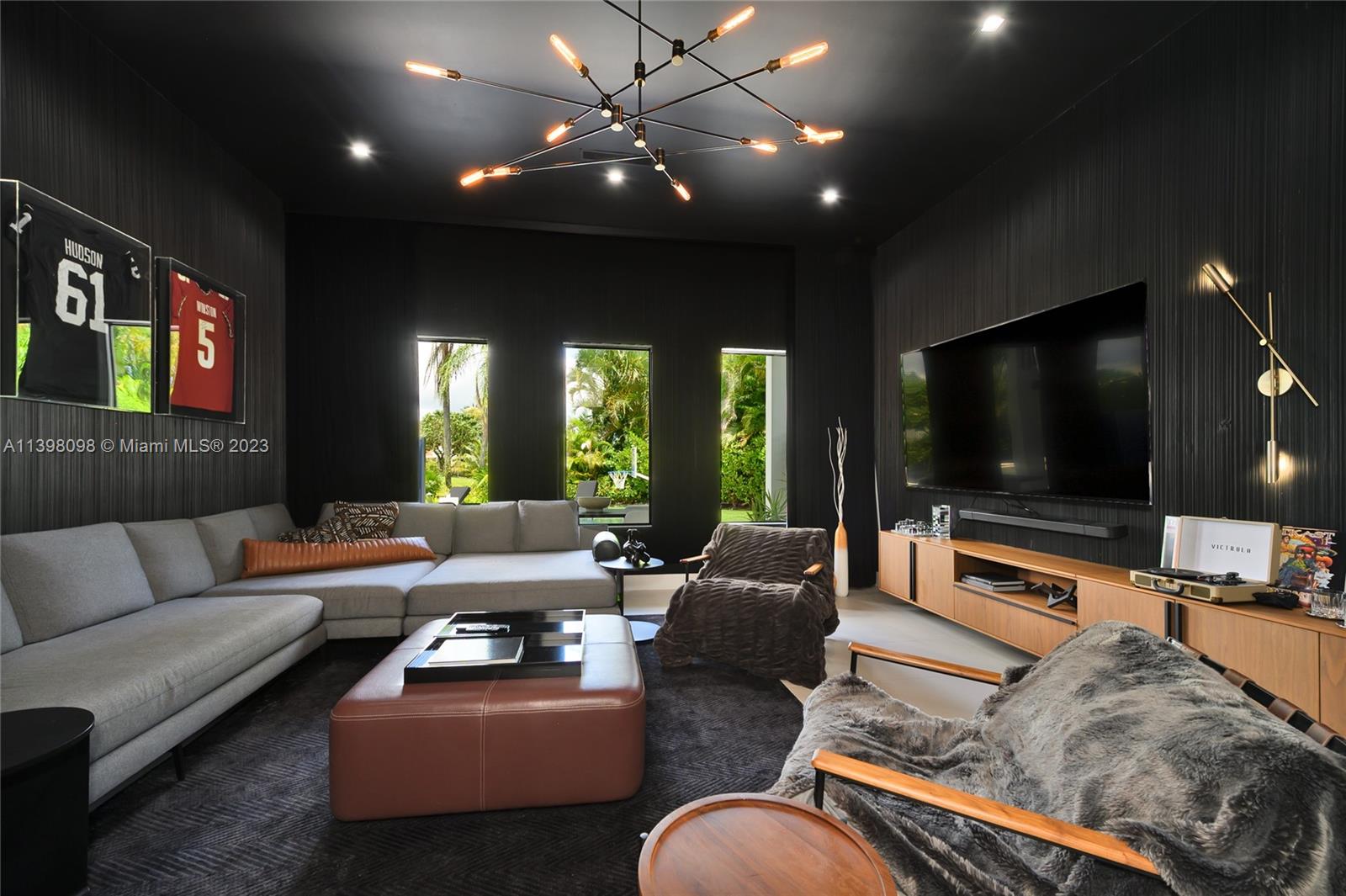 JACARANDA AREA 983 - Residential