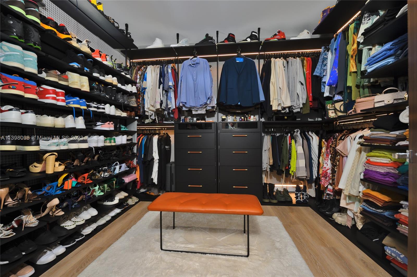 JACARANDA AREA 983 - Residential