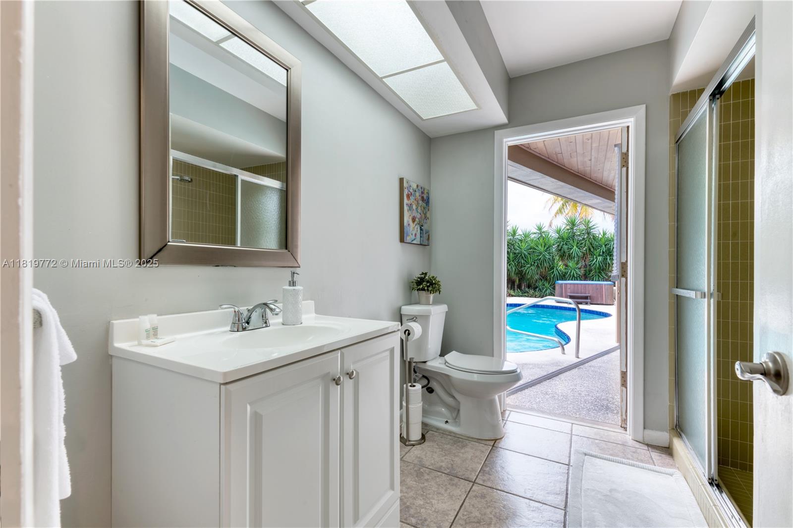 LAKE WORTH TOWN OF ADD 1 - Residential Lease