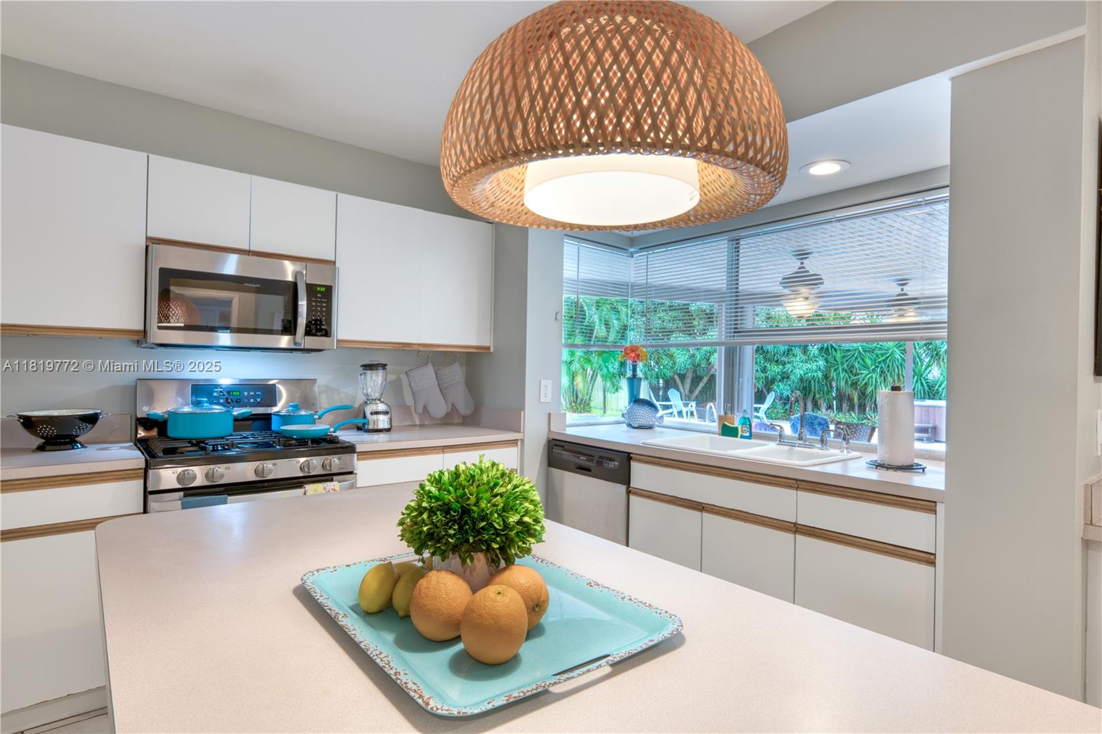 LAKE WORTH TOWN OF ADD 1 - Residential Lease