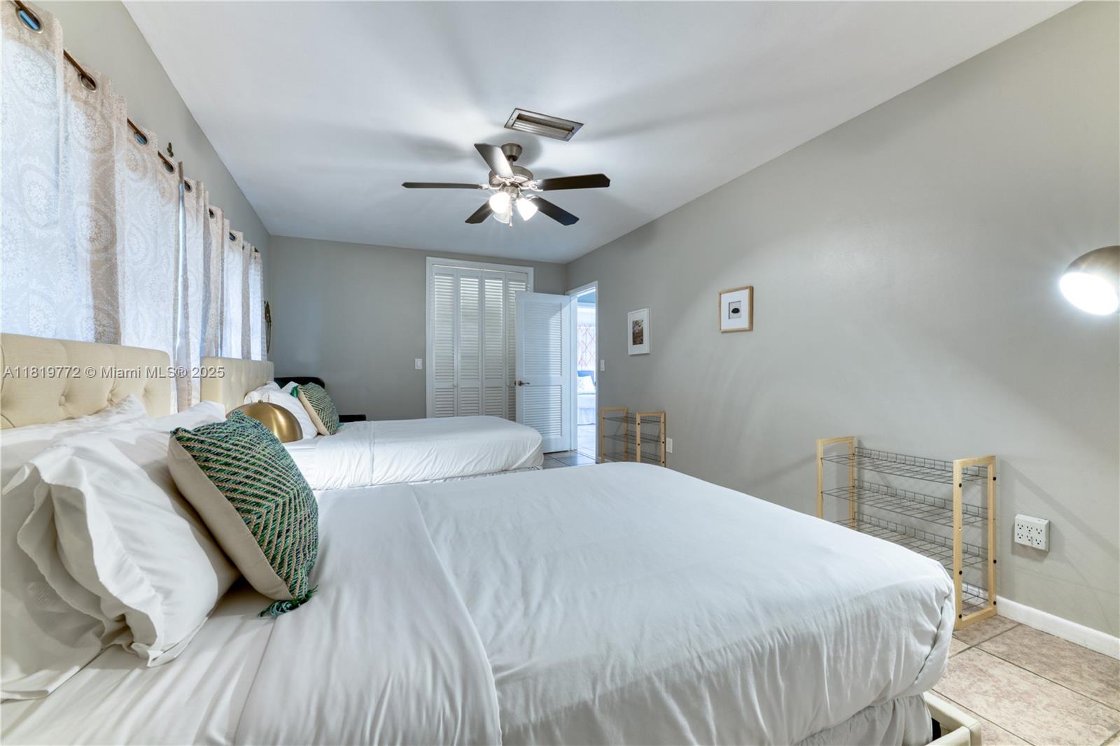 LAKE WORTH TOWN OF ADD 1 - Residential Lease