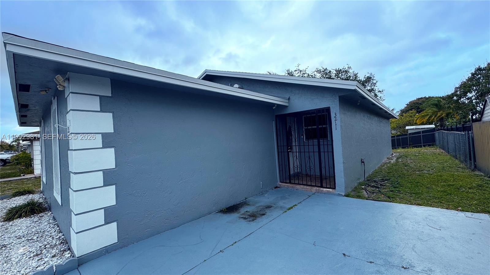 GOLDEN GARDENS SEC 8 - Residential