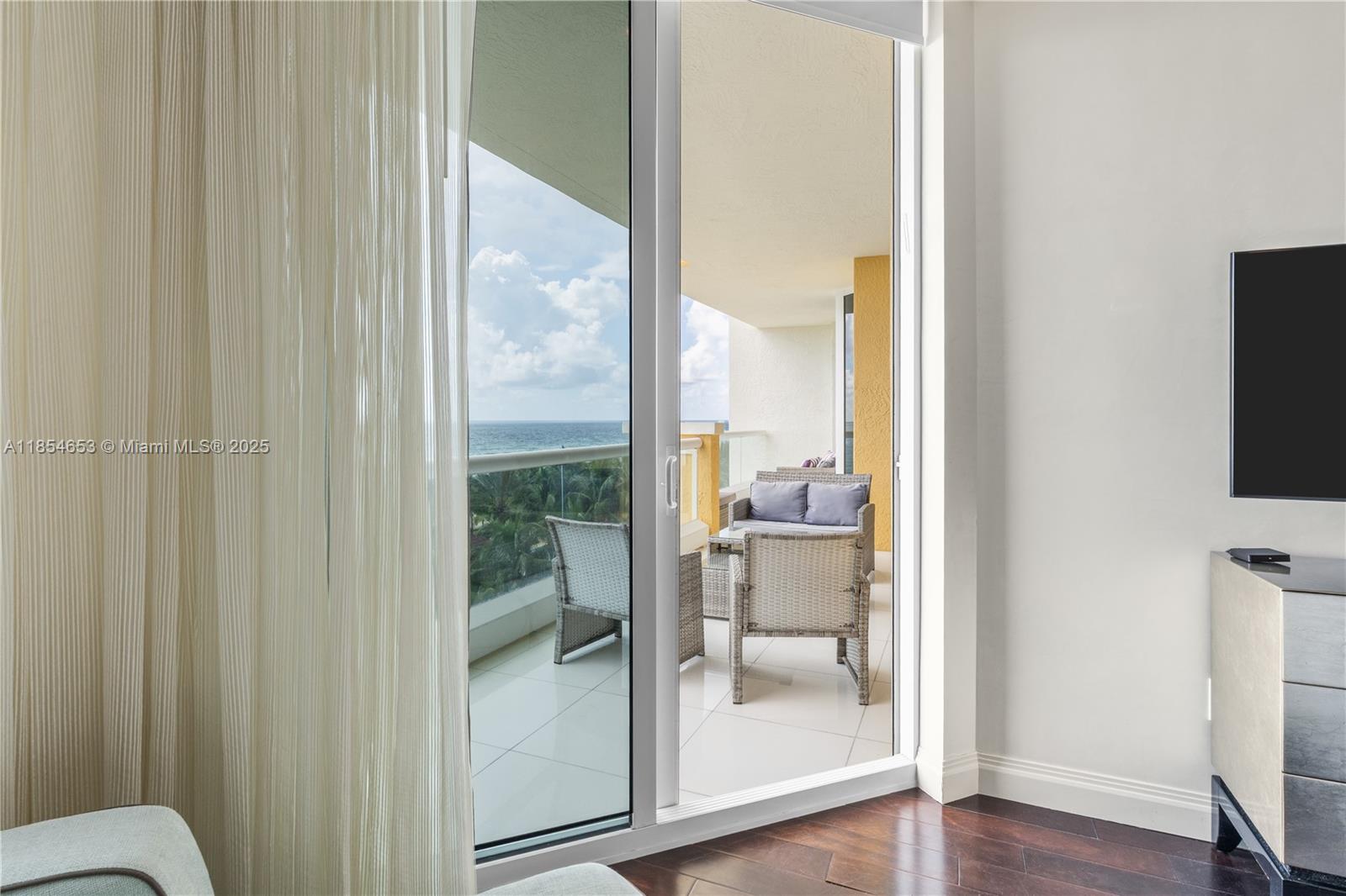 ACQUALINA OCEAN RESIDENCE - Residential Lease