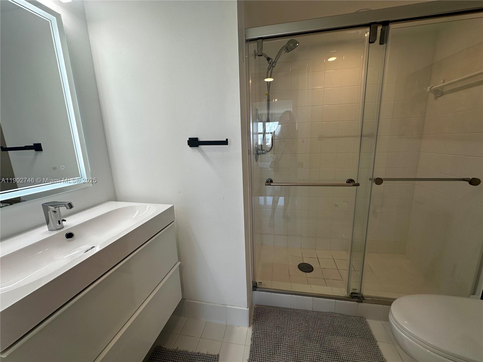 YACHT CLUB AT PORTOFINO C - Residential Lease