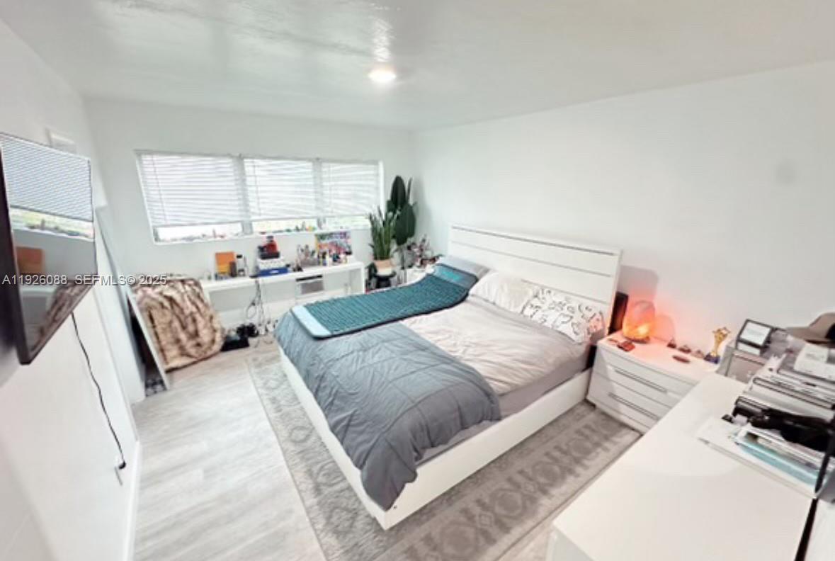 SEAWAY - Residential Lease