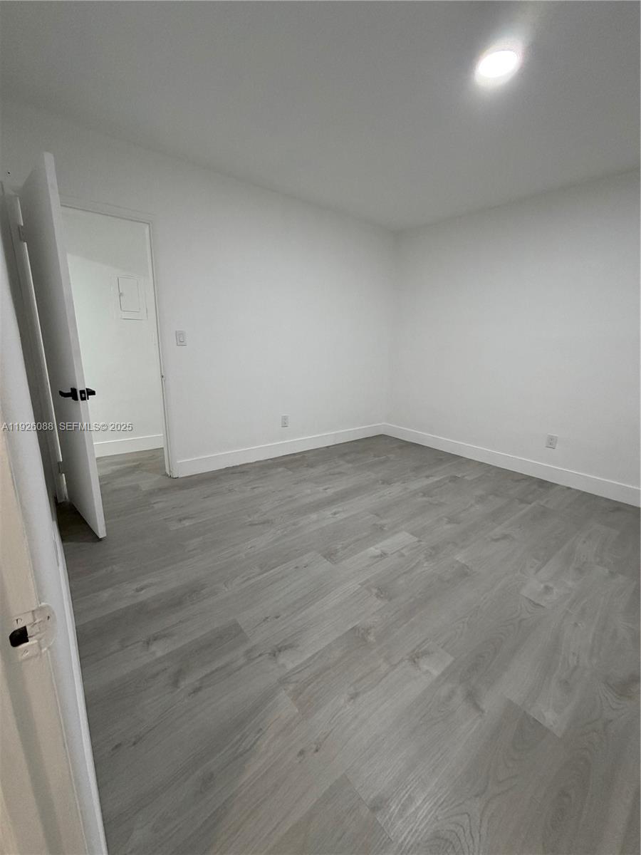 SEAWAY - Residential Lease