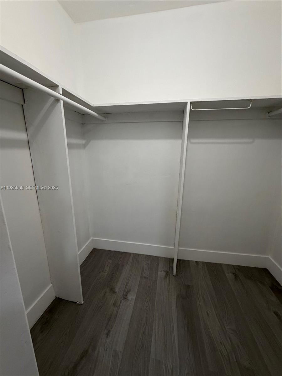 SEAWAY - Residential Lease