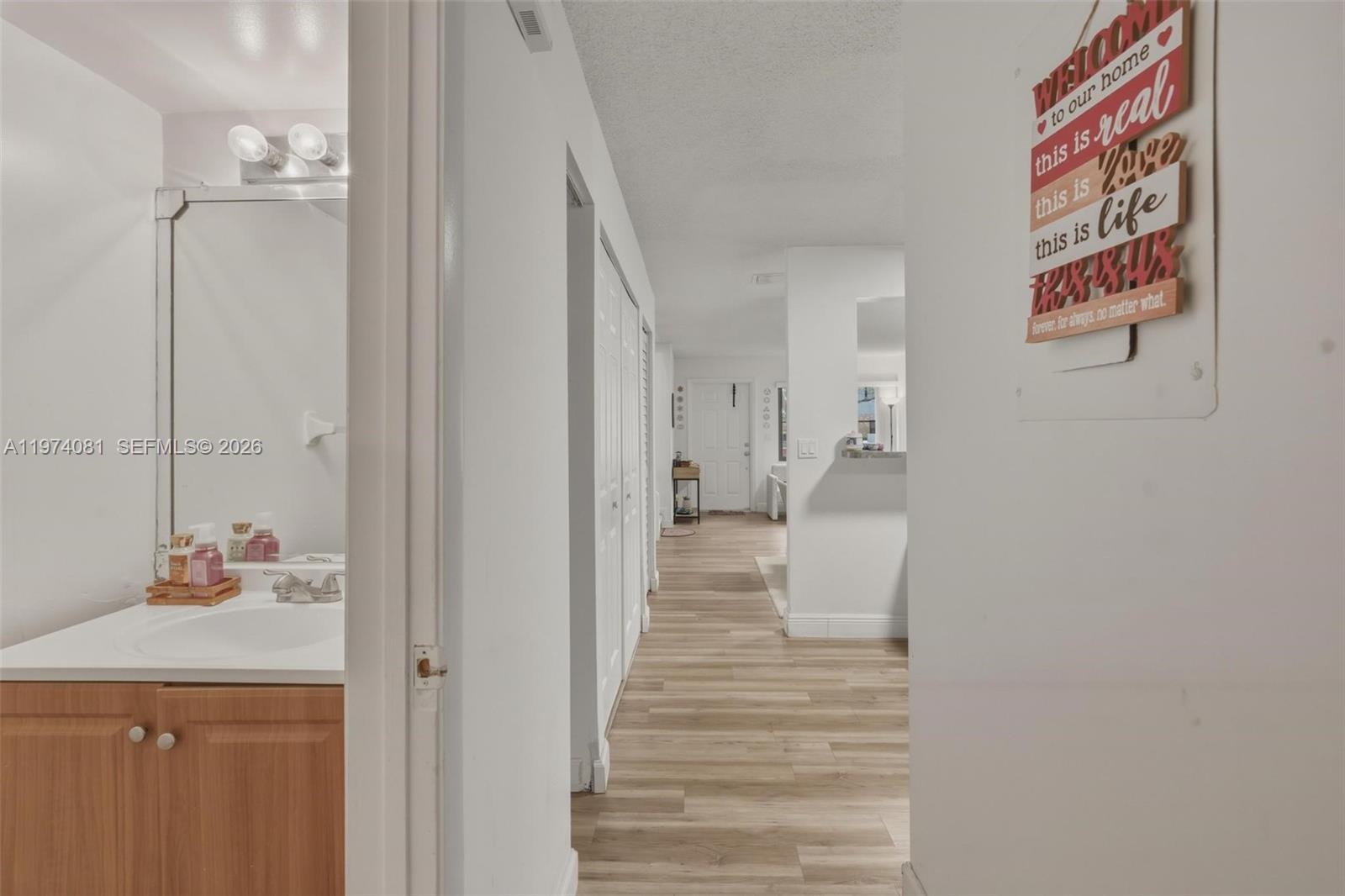 OAKWOOD ON THE GREEN COND - Residential