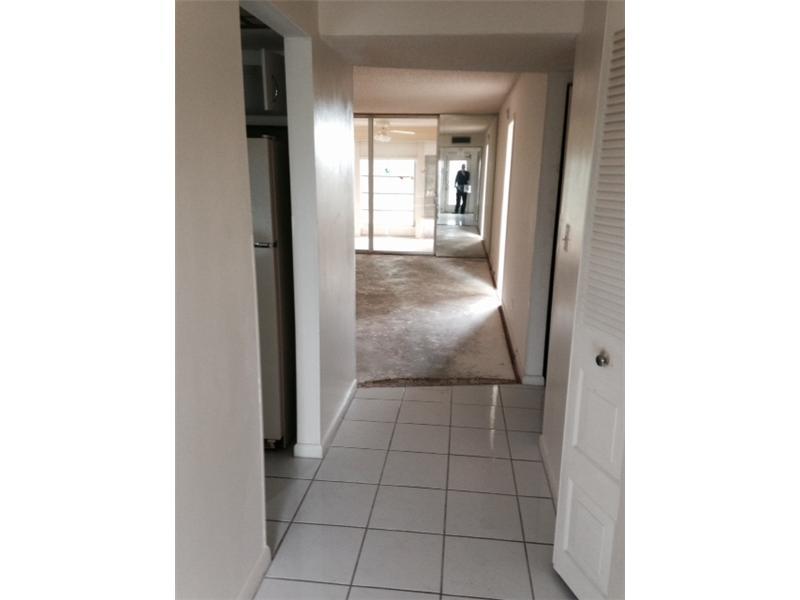 #11 OF PALM SPRINGS #2 CO - Residential Lease