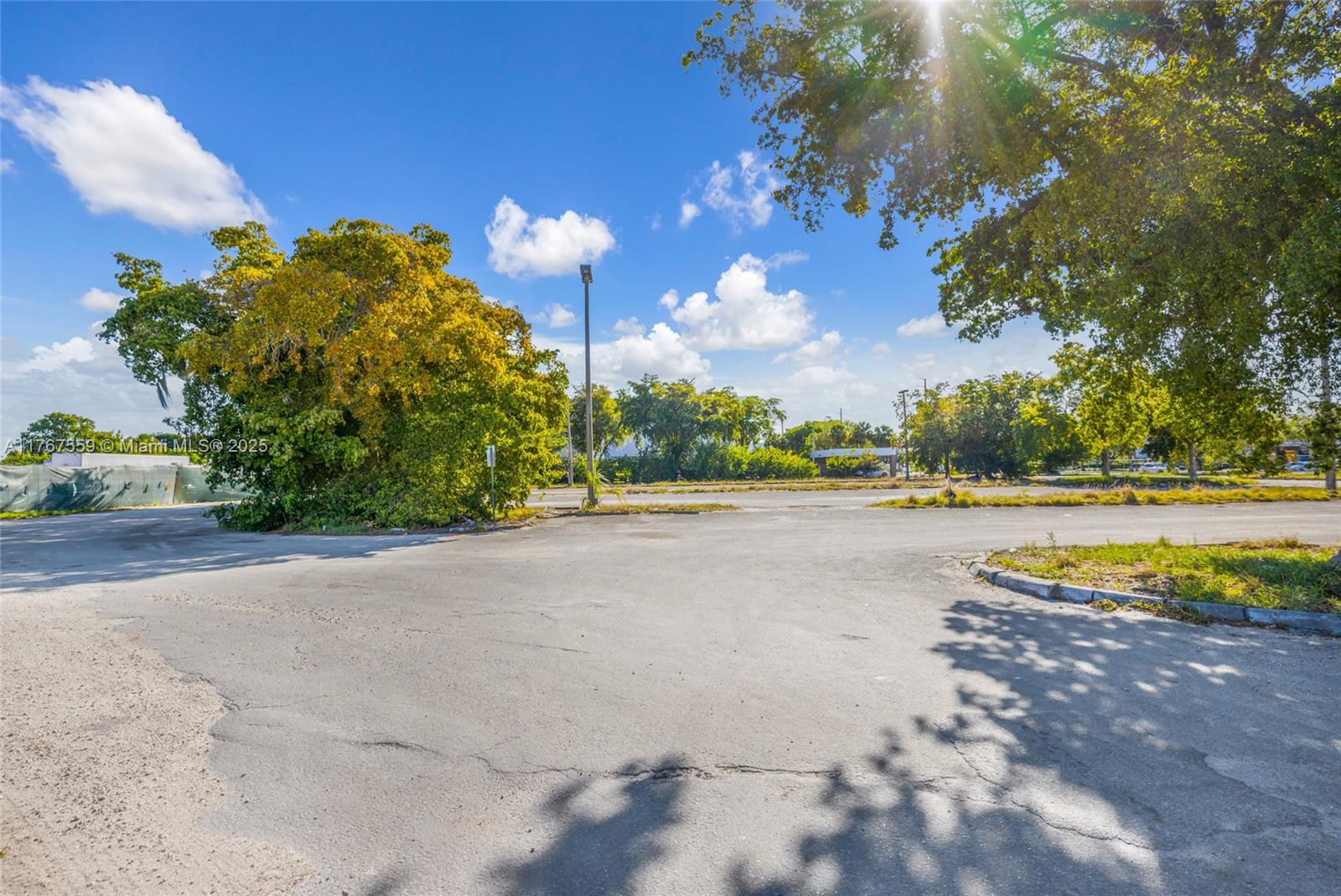 FIRST FEDERAL LAUDERDALE - Land