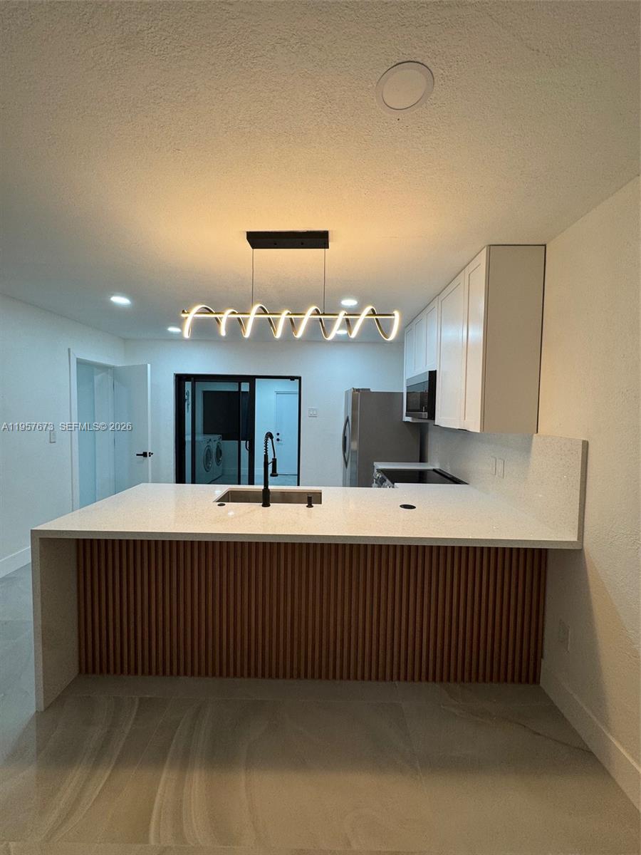 AMD PLAT OF TROPICS - Residential