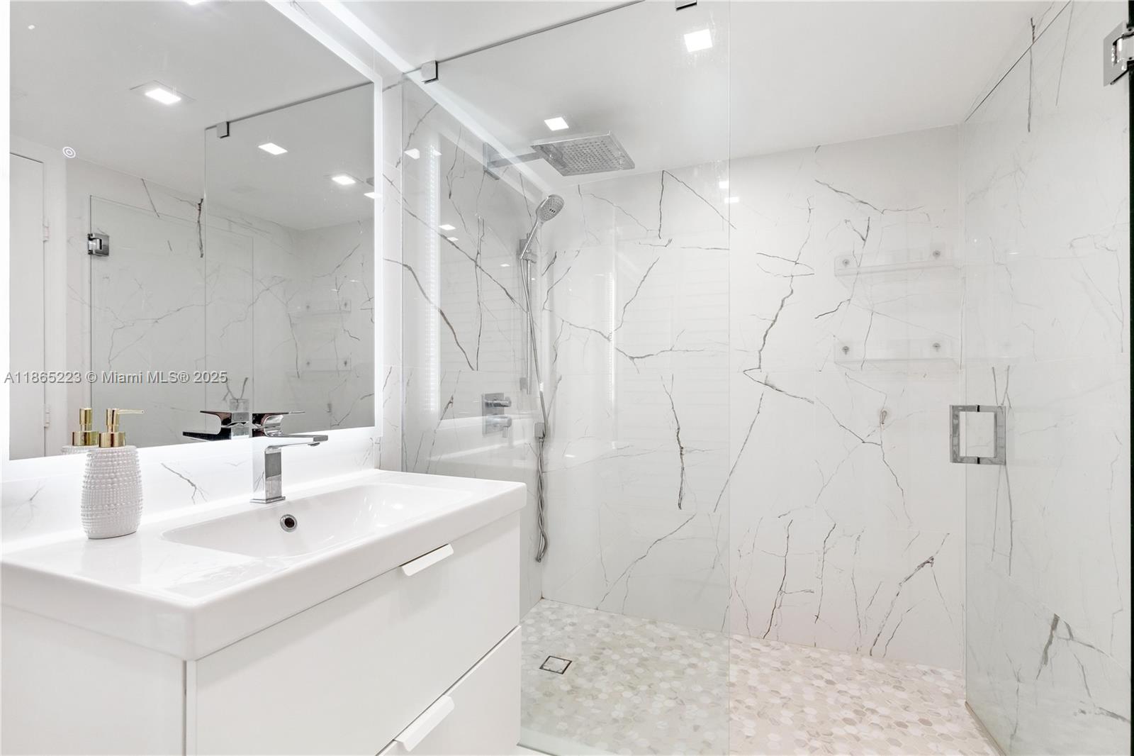 AVENTI AT AVENTURA CONDO - Residential