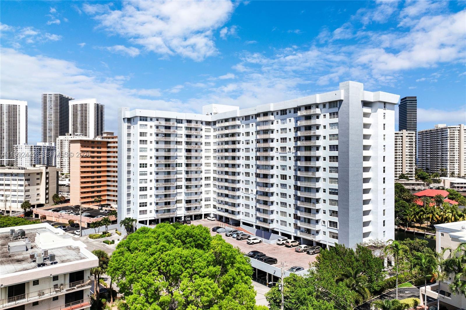 GOLDEN SURF TOWERS CONDO - Residential