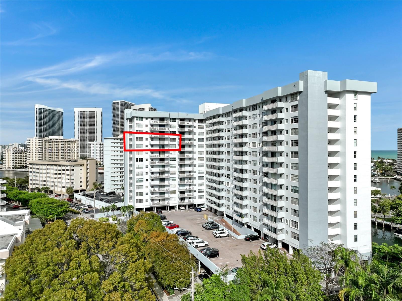 GOLDEN SURF TOWERS CONDO - Residential