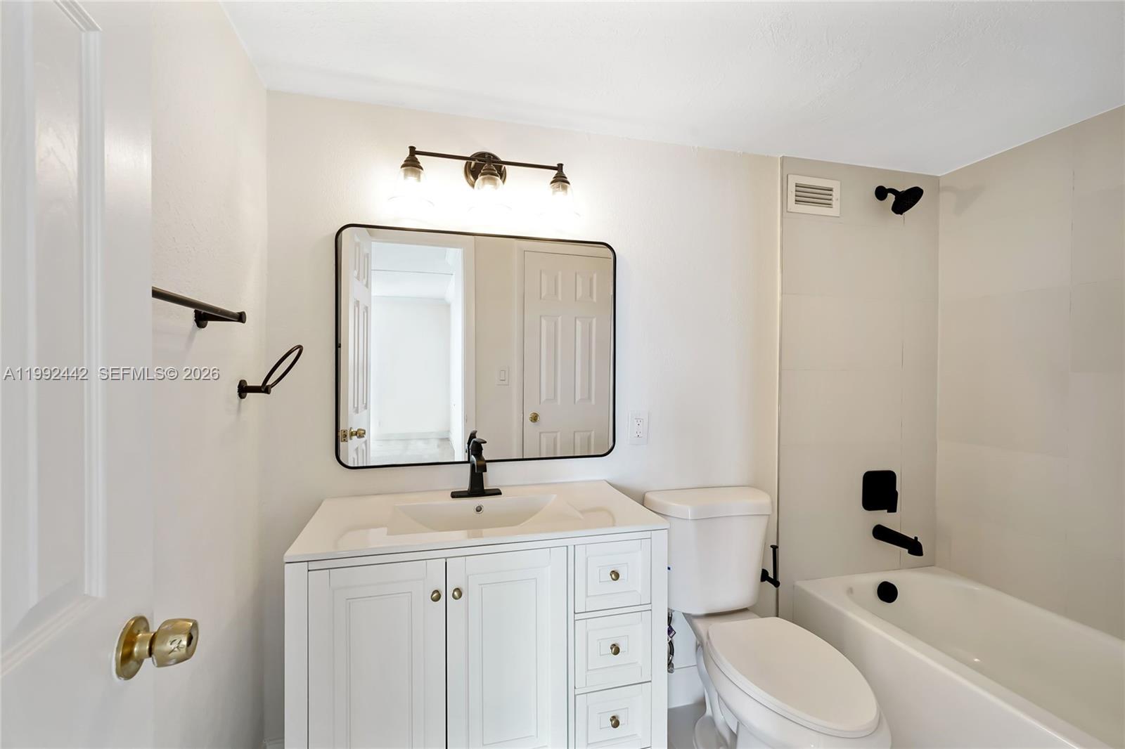 GOLDEN SURF TOWERS CONDO - Residential