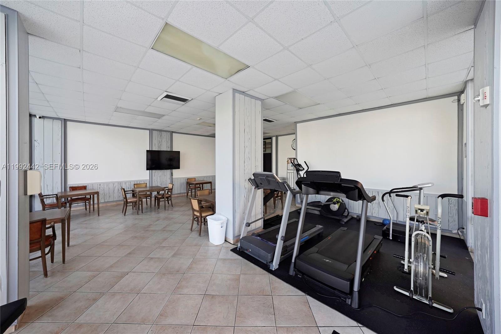 GOLDEN SURF TOWERS CONDO - Residential