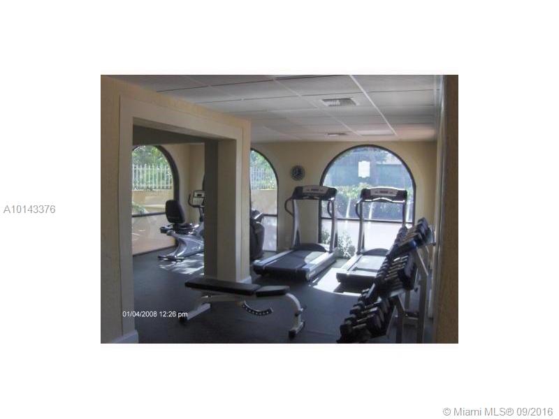 The Courts At Kendall Con - Residential Lease